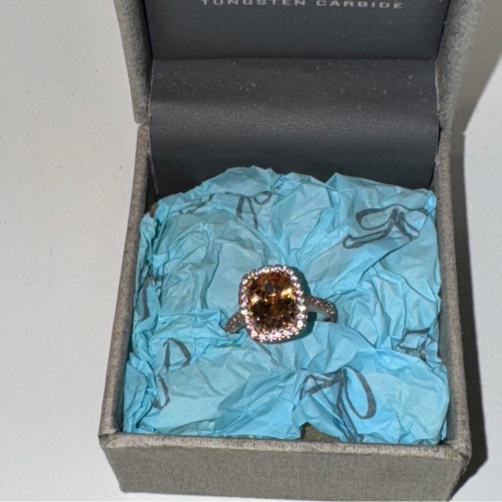Elegant Women’s Ring Size 5
